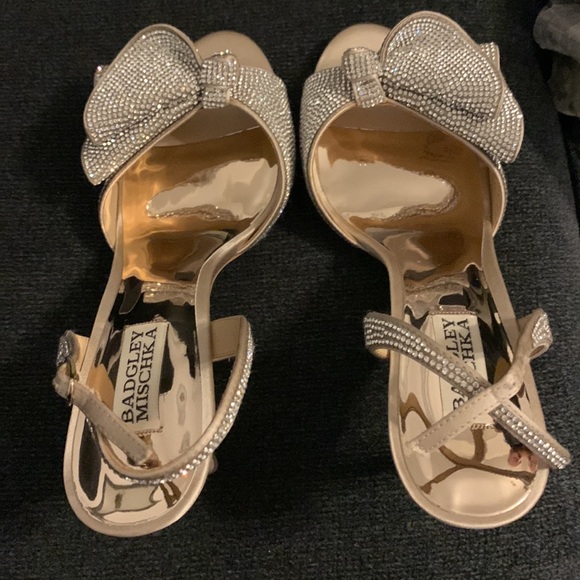 COPY - Brand New Heels - Picture 5 of 6